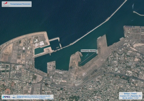 Prístav s časťou centra