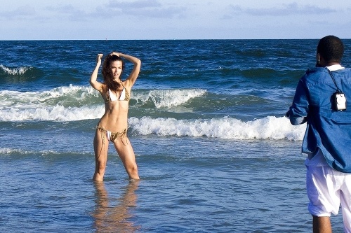 Americké médiá si posvietili na bezchybnú postavičku slovenskej modelky Michaely Výbohovej.