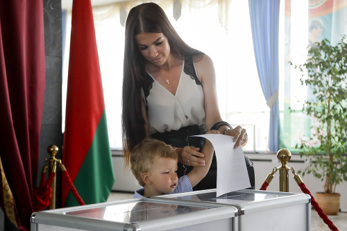 Bieloruská volička s dieťaťom
