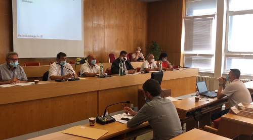 Poslanci na mestskom zastupiteľstve vo Vranove schválili zmluvu s firmou CEMED.. 