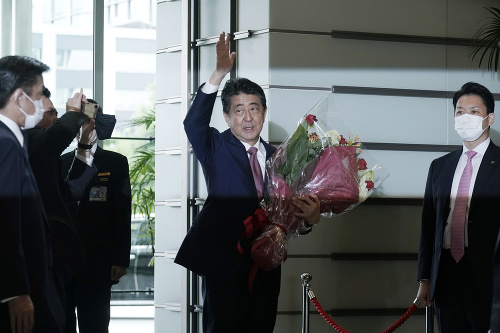 Odchádzajúci premiér Šinzó Abe