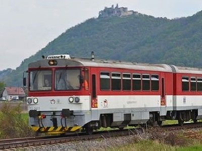 Vlak Záhoráčik