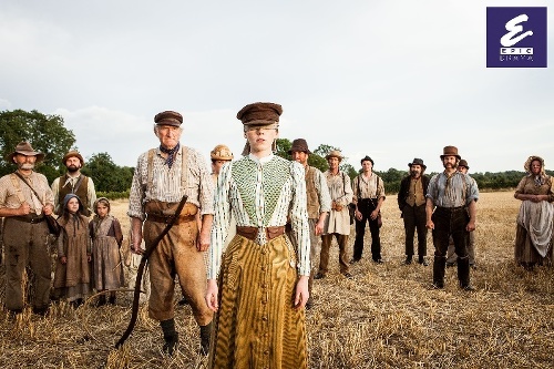 Pri nakrúcaní seriálu Živí