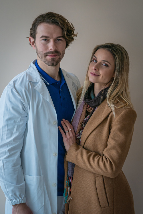 Nela Pocisková ako lekárka Rebeka v novom seriáli Nemocnica.