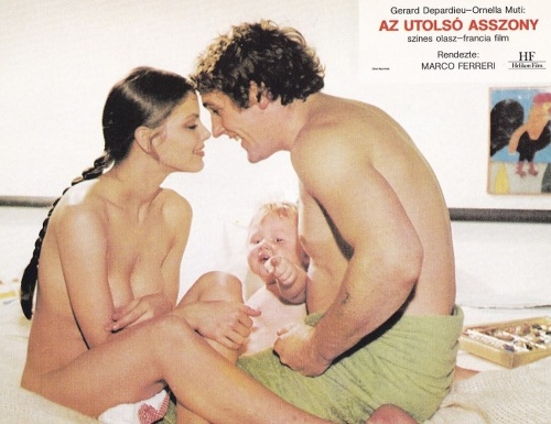 Gérard Depardieu a Ornella Muti vo filme Posledná žena.