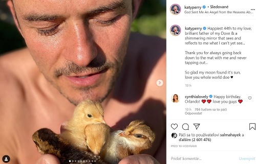 Katy Perry gratulovala svojej láske - Orlandovi Bloomovi. Pri tej príležitosti zverejnila ich súkromné fotky. 