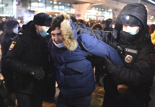 Na zatknutie aktivistu Alexeja