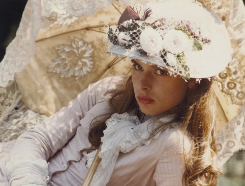 Nastassja Kinski vo filme Tess (1979), za ktorý dostala Zlatý glóbus.