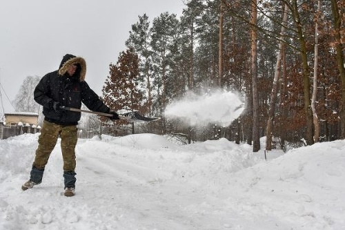 Ukrajinu zasypal sneh