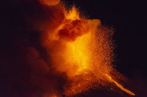 VIDEO Sopka Etna znova