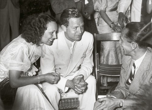 Lída Baarová, jej snúbenec Gustav Fröhlich a Joseph Goebbels