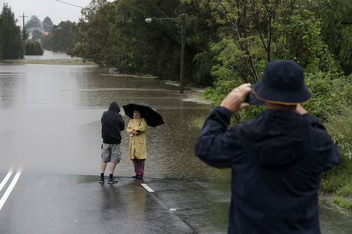 VIDEO Austráliu bičujú záplavy