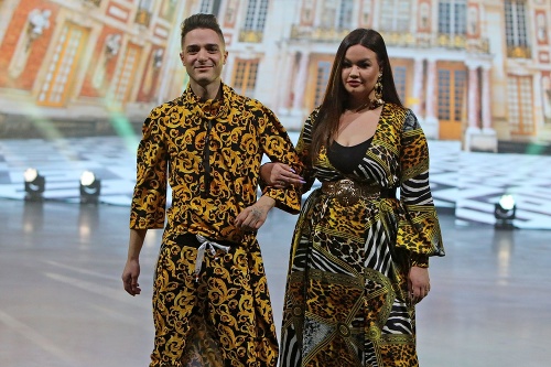 David Key a Bea Rusnáková na prehliadkovom móle Bratislavských módnych dní