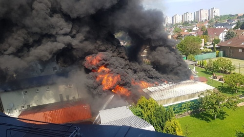  Požiar v Podunajských