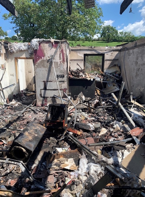 Atlét Peter (24) minulý