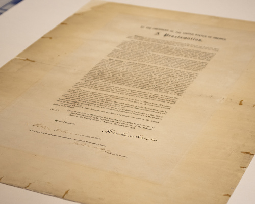 Dokument o emancipácii podpísaný