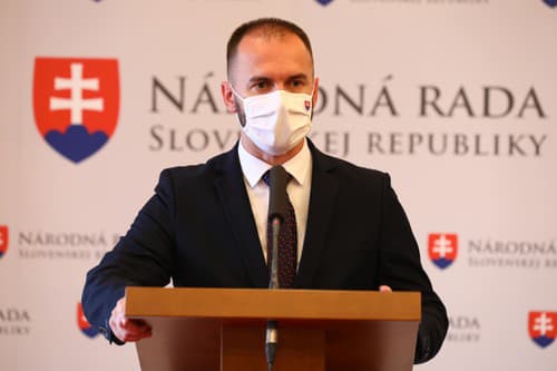 Predseda parlamentného klubu OĽaNO Michal Šipoš