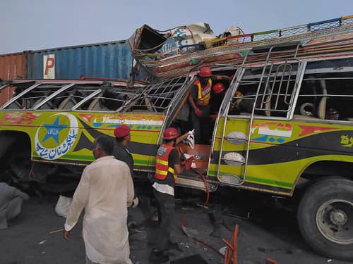 FOTO Tragická nehoda autobusu: