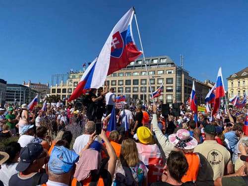 VIDEO Demonštrácie v Bratislave
