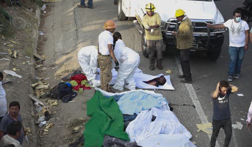 Nehoda kamióna s migrantmi