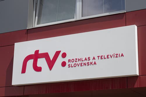 Premiéra seriálu rozbúrila vody