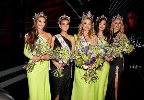 Justýna Zedníková, Sophia Maria Osako, Marie Jedličková, Dominika Němečková, Anna Benešová