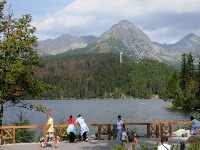 Štrbské pleso - najnavštevovanejšia prírodná atrakcia Tatier...