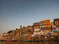 Tečúce smetisko Ganga: Mŕtvych berie do neba, živých do pekla