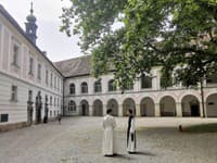 Rakúsky Heiligenkreuz patrí k najstarším kláštorom na svete: Dnes v ňom môžete rozjímať aj vy