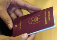 Strata dokladov v zahraničí je vážny problém: Čo robiť, ak ste prišli o pas alebo občiansky preukaz?