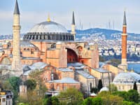 Zahraniční turisti budú do chrámu Hagia Sofia v Istanbule platiť vstupné