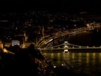 Nočná panoráma Budapešti