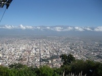 pohľad na mesto Salta z vrchu San Bernardo, Argentína