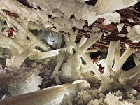 Jaskyňa kryštálov (Crystal Cave of Giants) v Mexiku