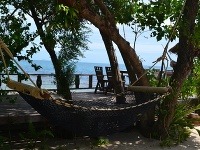 Užite si pohodu na ostrove Ko Phangan, kde sa niekoľkokrát do roka odohráva obrovská oslava pod šírym nebom, Thajsko