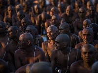 Hinduistická púť Kumbh Mela, India