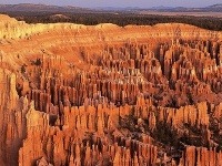 Bryce Canyon je pomerne malý, to však neznamená, že nemá čo ponúknuť.
