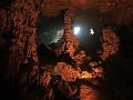 Jaskyňa, Halong Bay, Vietnam