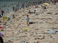 Pláž v Číne plná