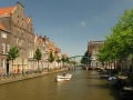 Kanály v Leiden, Holandsko
