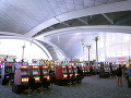 Hracie automaty, Medzinárodné letisko