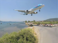 Lietadlo na ostrove Skiathos