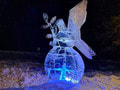 Ľadová socha holubice, ktorú