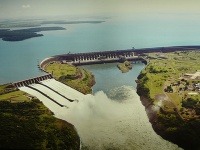 vodná elektráreň Itaipú, Brazília