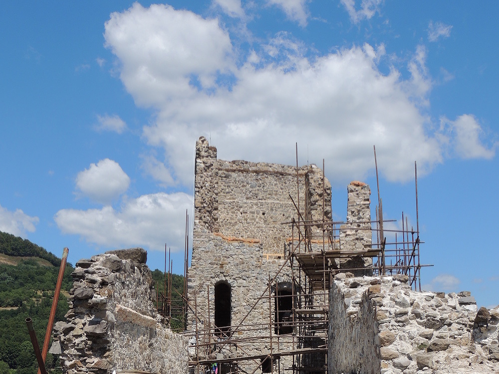 Hrad Revište