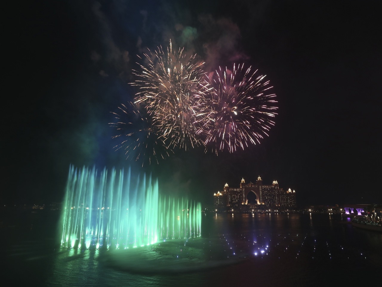 Fontána Palm Fountain v Dubaji