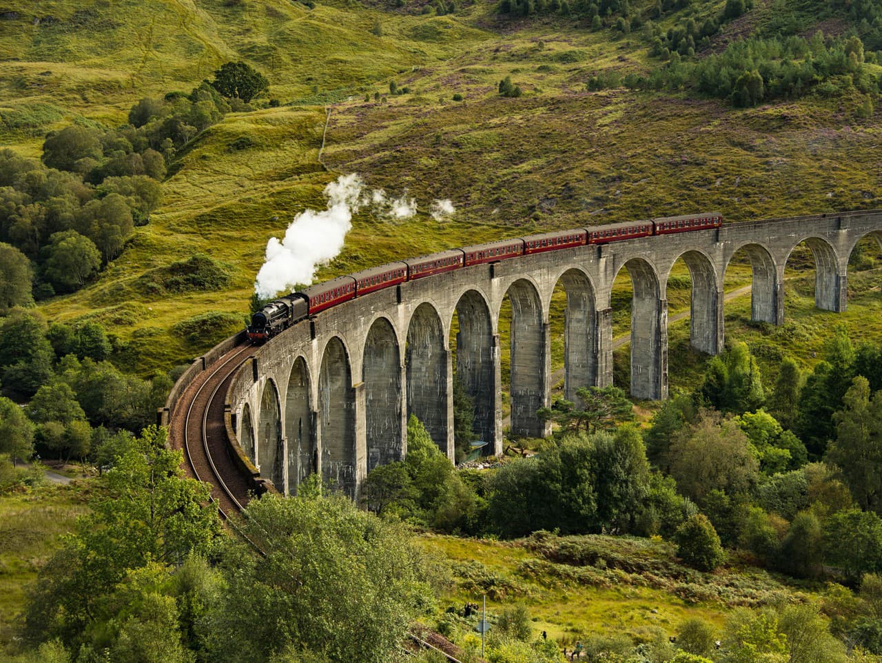 Glenfinnan Viaduct, Škótsko