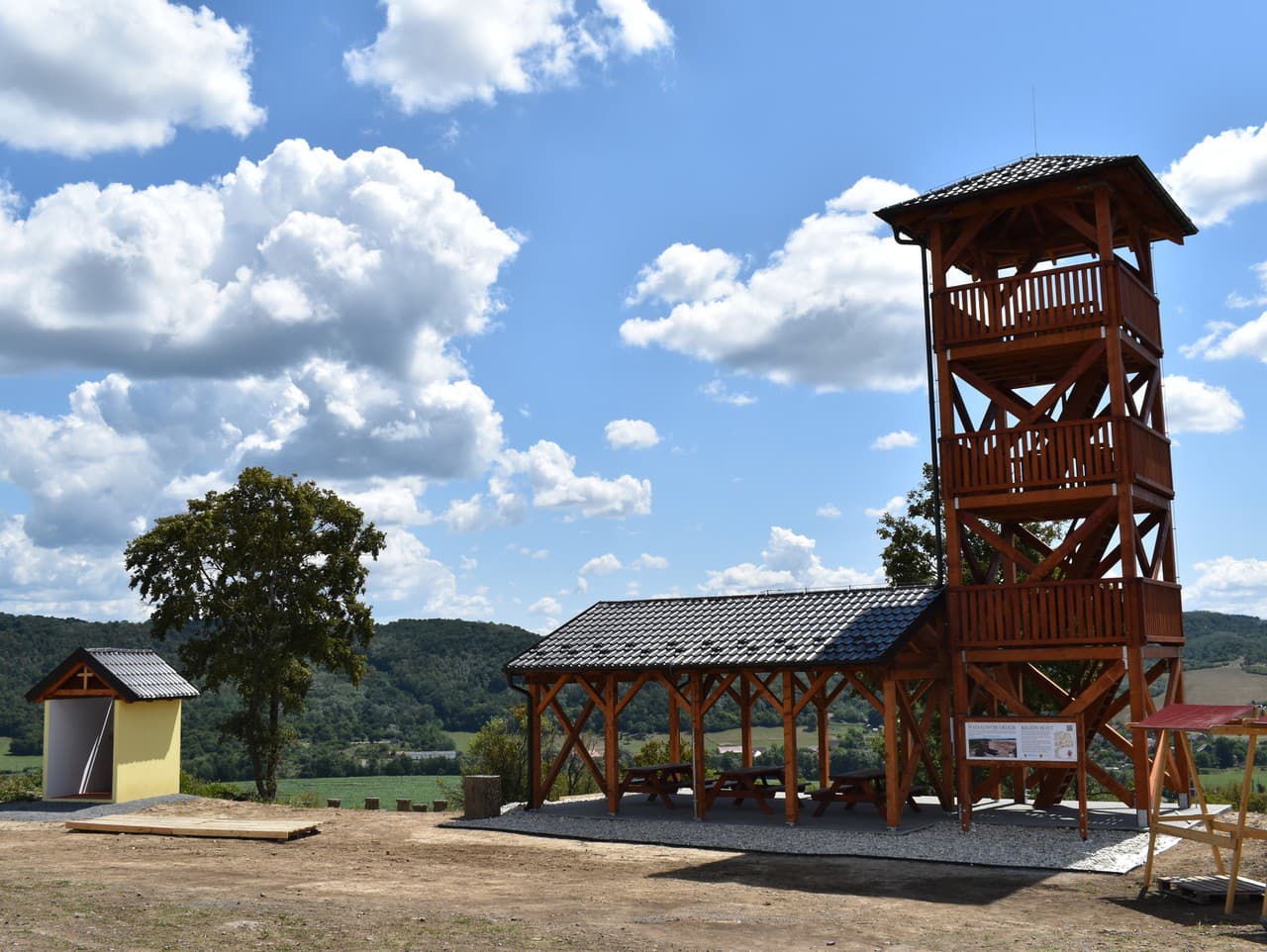 Nová vyhliadková veža nad