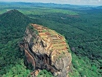 Na fotkách vyzerá Sigiriya mohutnejšie než pri prvom pohľade „naživo“, Srí Lanka