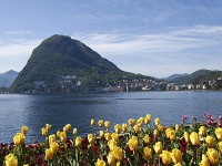 Jazero a mesto Lugano, Švajčiarsko